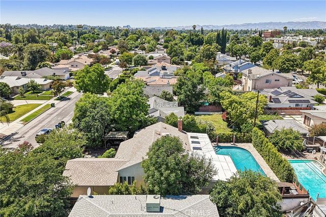 18937 Sylvan Street, Tarzana, CA 91335