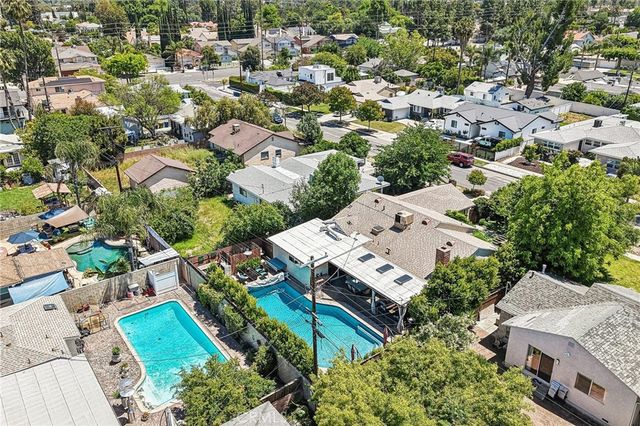 18937 Sylvan Street, Tarzana, CA 91335