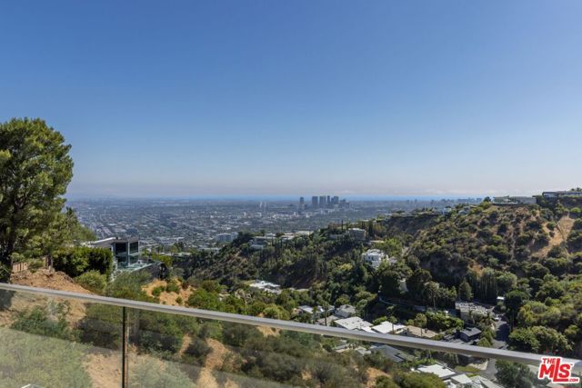 1853 Sunset Plaza Drive, Los Angeles, CA 90069