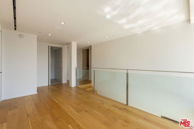 1853 Sunset Plaza Drive, Los Angeles, CA 90069