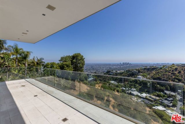 1853 Sunset Plaza Drive, Los Angeles, CA 90069