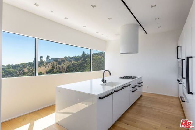 1853 Sunset Plaza Drive, Los Angeles, CA 90069