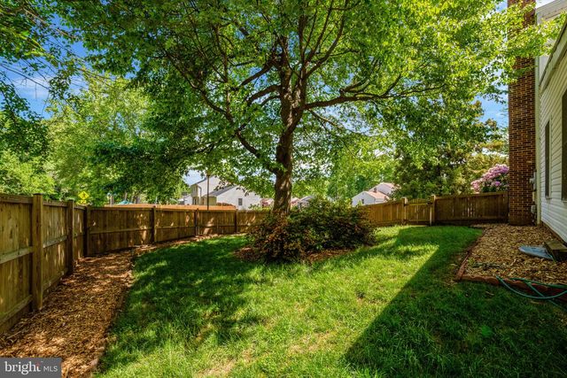 9220 BURNETTA DR, Annandale, VA 22003