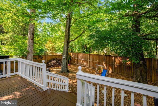 9220 BURNETTA DR, Annandale, VA 22003