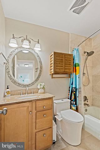 9220 BURNETTA DR, Annandale, VA 22003