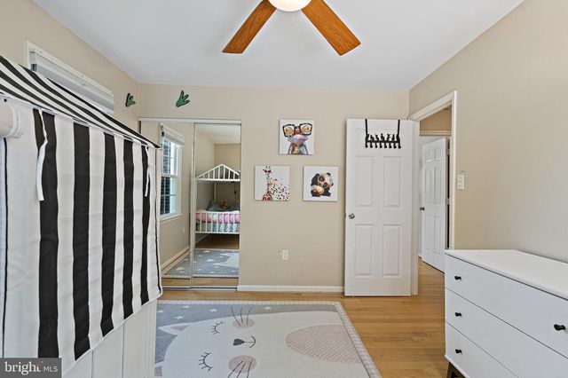 9220 BURNETTA DR, Annandale, VA 22003