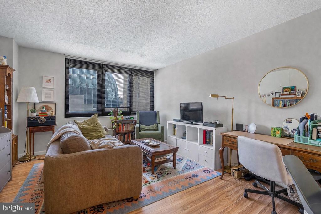 1420 LOCUST ST #6M, PHILADELPHIA, PA 19102 — photo 2