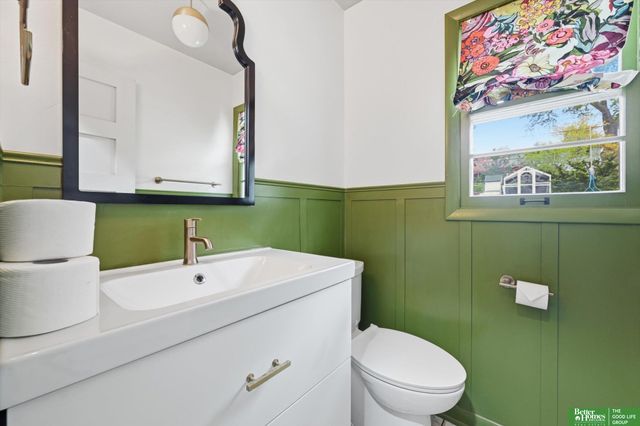 1145 S 97 Street, Omaha, NE 68124