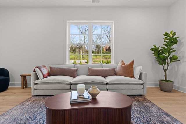 112 Turrentine Ln, Nashville, TN 37211