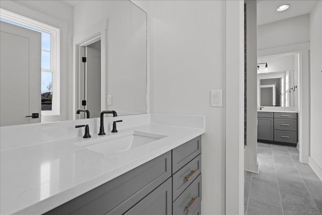 112 Turrentine Ln, Nashville, TN 37211