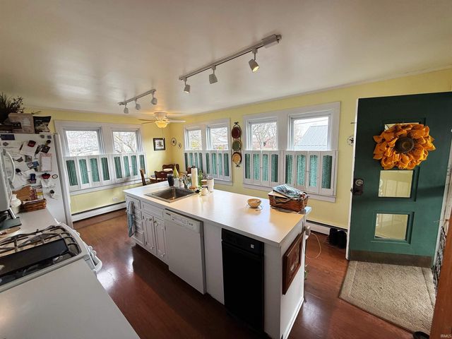 289 N Main Street, Linton, IN 47441