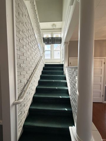 289 N Main Street, Linton, IN 47441