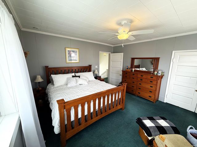 289 N Main Street, Linton, IN 47441