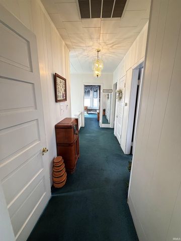 289 N Main Street, Linton, IN 47441