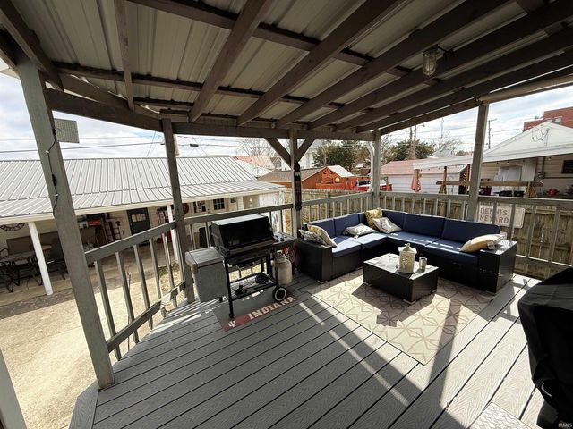 289 N Main Street, Linton, IN 47441