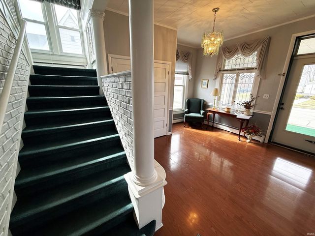 289 N Main Street, Linton, IN 47441