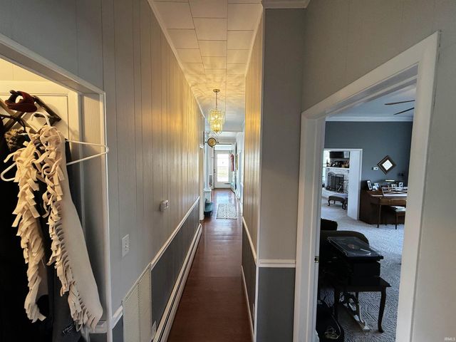 289 N Main Street, Linton, IN 47441