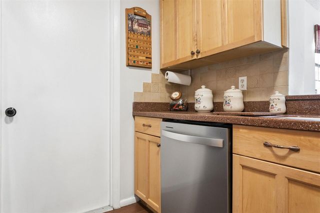 13837 PATHFINDER DRIVE, Tampa, FL 33625