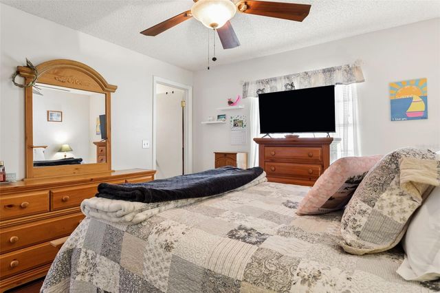 13837 PATHFINDER DRIVE, Tampa, FL 33625