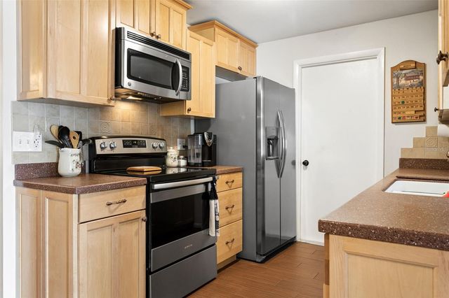 13837 PATHFINDER DRIVE, Tampa, FL 33625