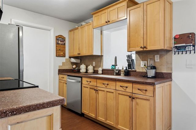 13837 PATHFINDER DRIVE, Tampa, FL 33625