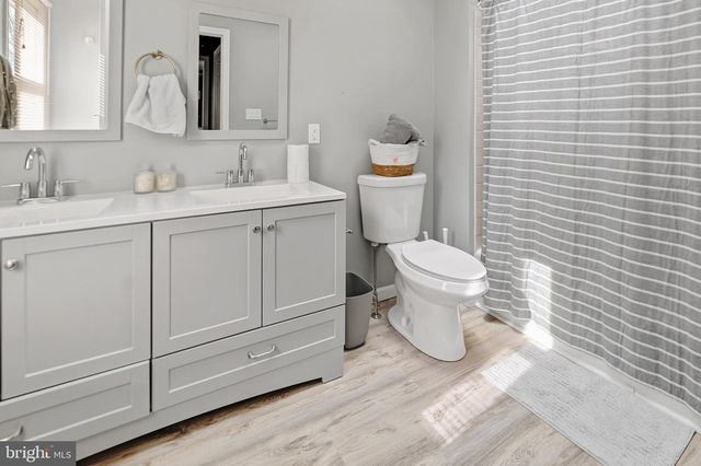 214 SAND CT, Ephrata, PA 17522