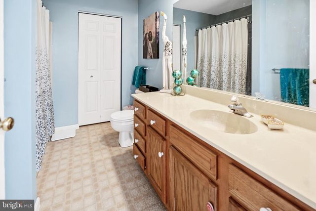 214 SAND CT, Ephrata, PA 17522