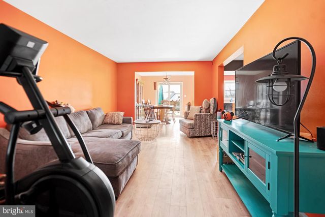 214 SAND CT, Ephrata, PA 17522