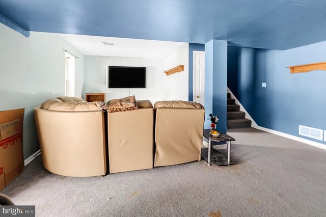 214 SAND CT, Ephrata, PA 17522