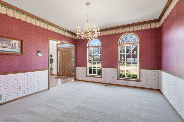 2101 Nicholas Court, Bettendorf, IA 52722