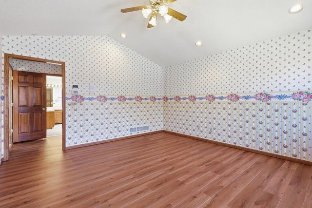 2101 Nicholas Court, Bettendorf, IA 52722