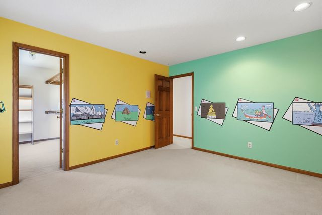 2101 Nicholas Court, Bettendorf, IA 52722