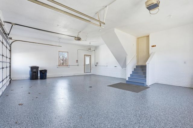 2101 Nicholas Court, Bettendorf, IA 52722