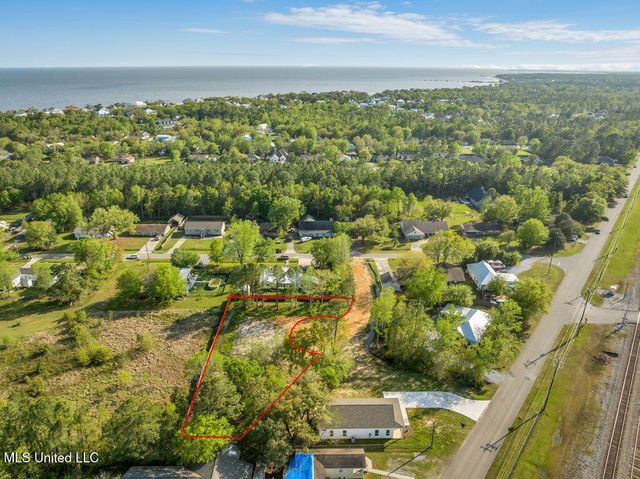 Chantilly Terrace, Bay Saint Louis, MS 39520