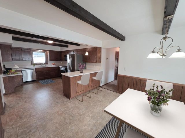 W165N10602 Wagon TRAIL, Germantown, WI 53022