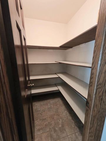 W165N10602 Wagon TRAIL, Germantown, WI 53022