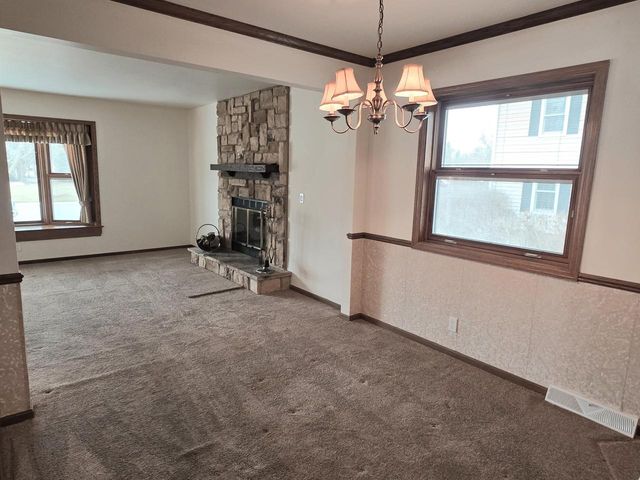 W165N10602 Wagon TRAIL, Germantown, WI 53022