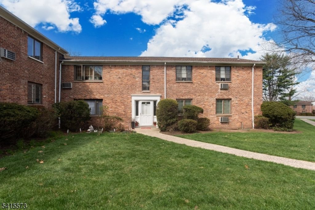 90 Troy Dr C, Springfield Twp., NJ 07081