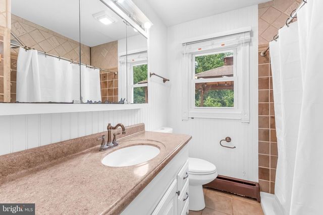 2630 PLUM POINT RD, Huntingtown, MD 20639