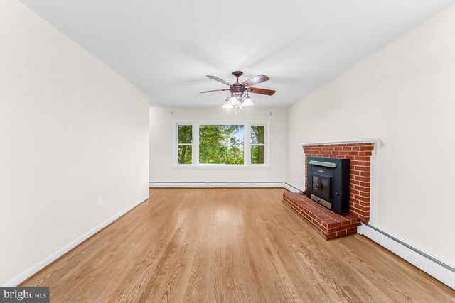 2630 PLUM POINT RD, Huntingtown, MD 20639