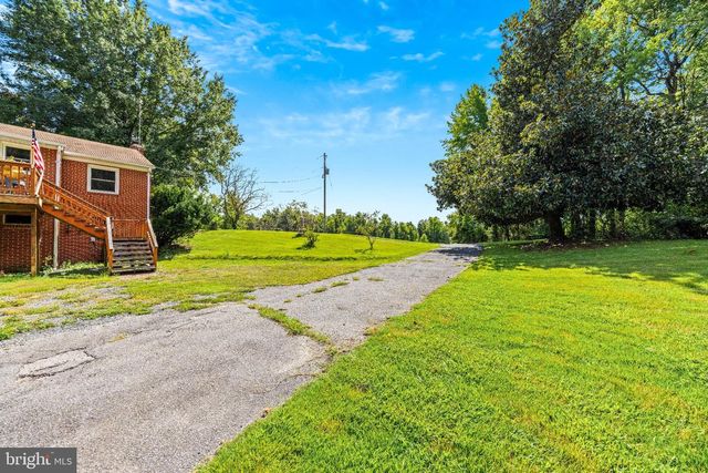 2630 PLUM POINT RD, Huntingtown, MD 20639