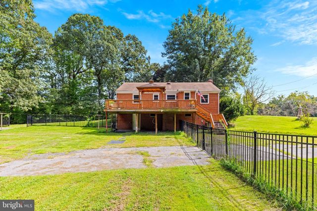 2630 PLUM POINT RD, Huntingtown, MD 20639