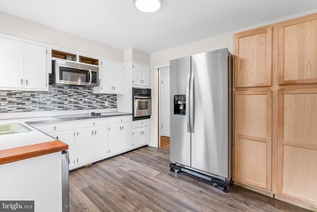 2630 PLUM POINT RD, Huntingtown, MD 20639