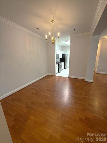 5609 Fairview Road 5, Charlotte, NC 28209