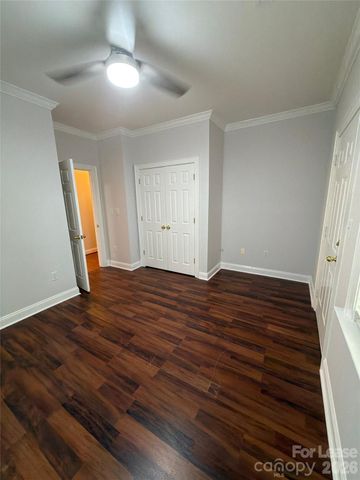 5609 Fairview Road 5, Charlotte, NC 28209