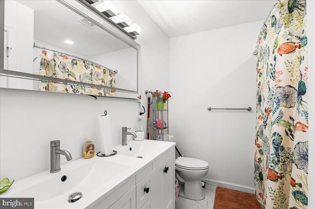 1013 VIRGINIA AVE, Front Royal, VA 22630