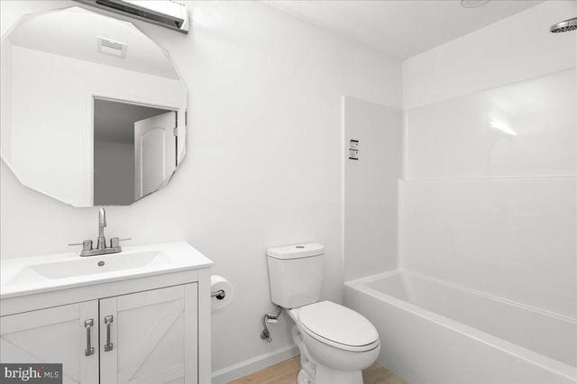 1013 VIRGINIA AVE, Front Royal, VA 22630
