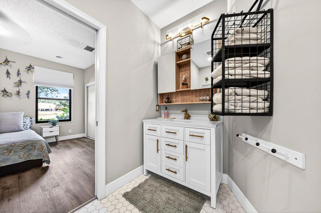7031 Ventura Court, Parkland, FL 33067