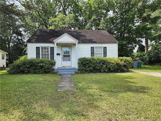 409 W 19th Street, Lumberton, NC 28358