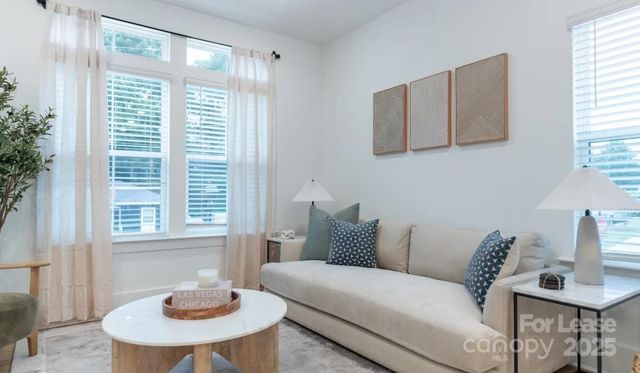 2719 Rozzelles Ferry Road, Charlotte, NC 28208